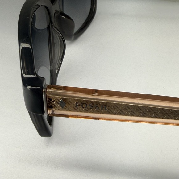 Fossil Women's Sunglasses Pink‎ Nude Black - Picture 4 of 8